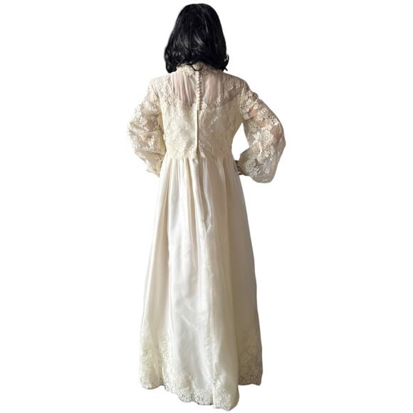 Vtg OOAK Lace Wedding dress scalloped sheer high neck & empire waist medium - Picture 4 of 13